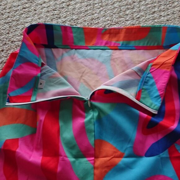 Vibrant Bold Color blouse and skirt set - Picture 9 of 14